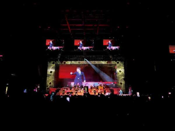 Acrisure Arena, section: Floor 8, row: 1, seat: 4