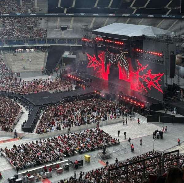 Stade de France, section: G1, row: 76, seat: 01