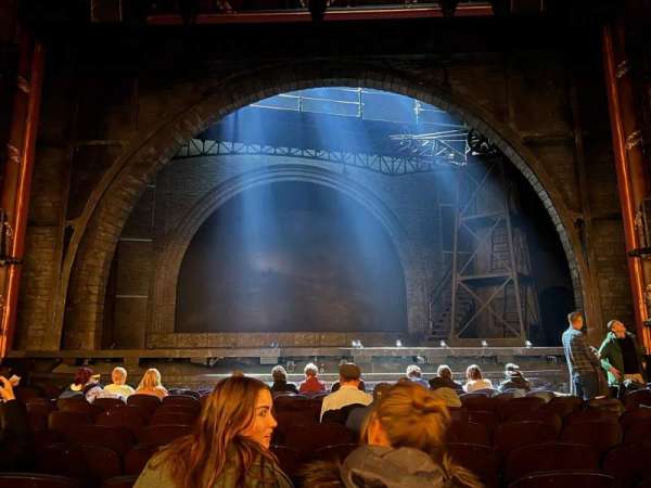 Lunt-Fontanne Theatre, section: Orchestra C, row: M, seat: 109