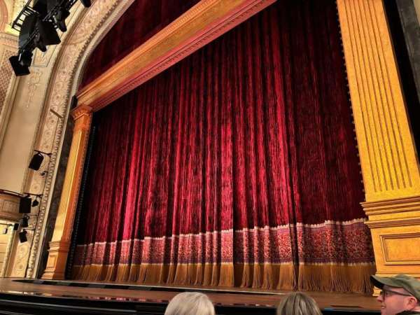 Majestic Theatre, section: Orchestra R, row: D, seat: 10