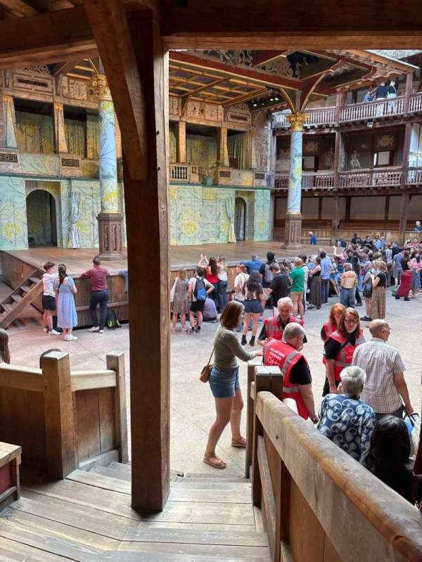 Globe Theatre at Shakespeare's Globe, section: Lower Gallery Bay L, row: E, seat: 71