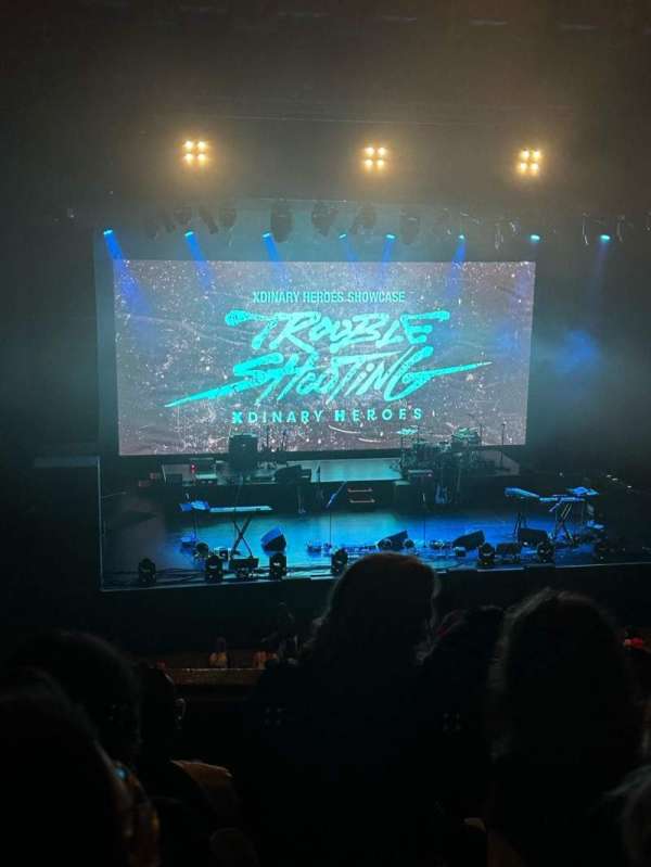 The Wiltern, section: Loge LC, row: EE, seat: 121