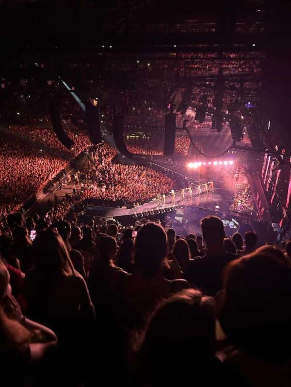 Ziggo Dome, section: 202, row: 12, seat: 23