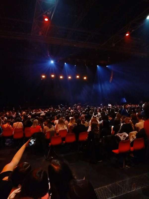 Zénith Paris, section: G, row: 3, seat: 76