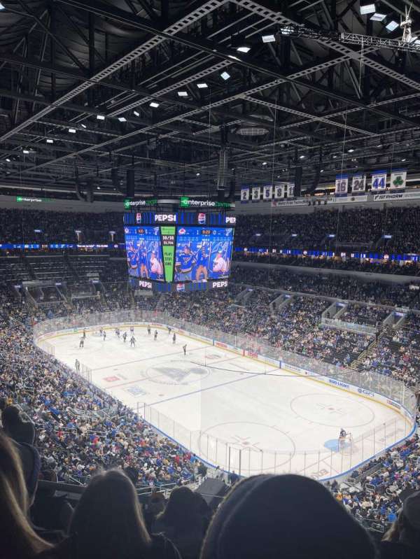 Enterprise Center, section: 332, row: F, seat: 11