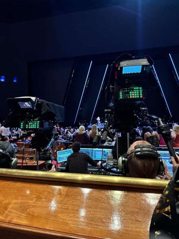 The Colosseum At Caesars Palace, section: 204, row: D, seat: 411