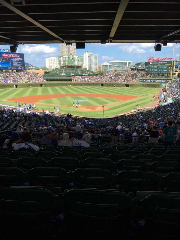 Wrigley Field, section: 215, row: 16, seat: 18