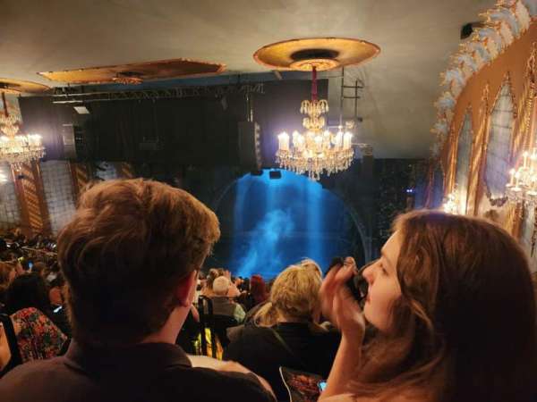 Lunt-Fontanne Theatre, section: Middle Mezzanine R, row: K, seat: 4
