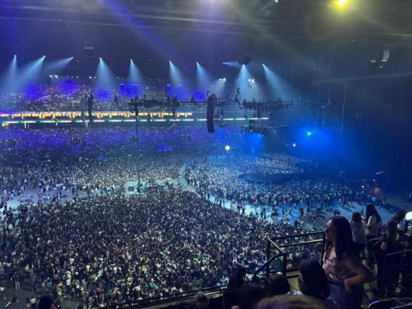 Paris La Défense Arena, section: 418, row: 50, seat: 7