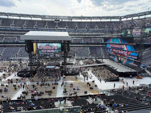 MetLife Stadium, section: 212, row: 1, seat: 20