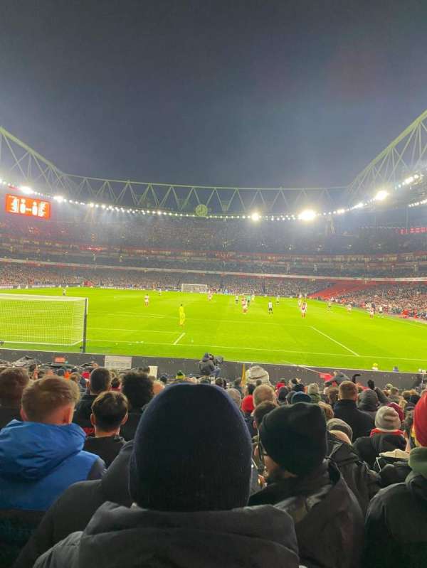 Emirates Stadium, section: 8, row: 16, seat: 233