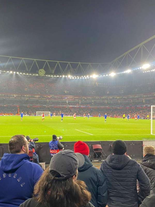 Emirates Stadium, section: 10, row: 4, seat: 285