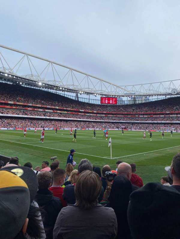 Emirates Stadium, section: 5, row: 8, seat: 151