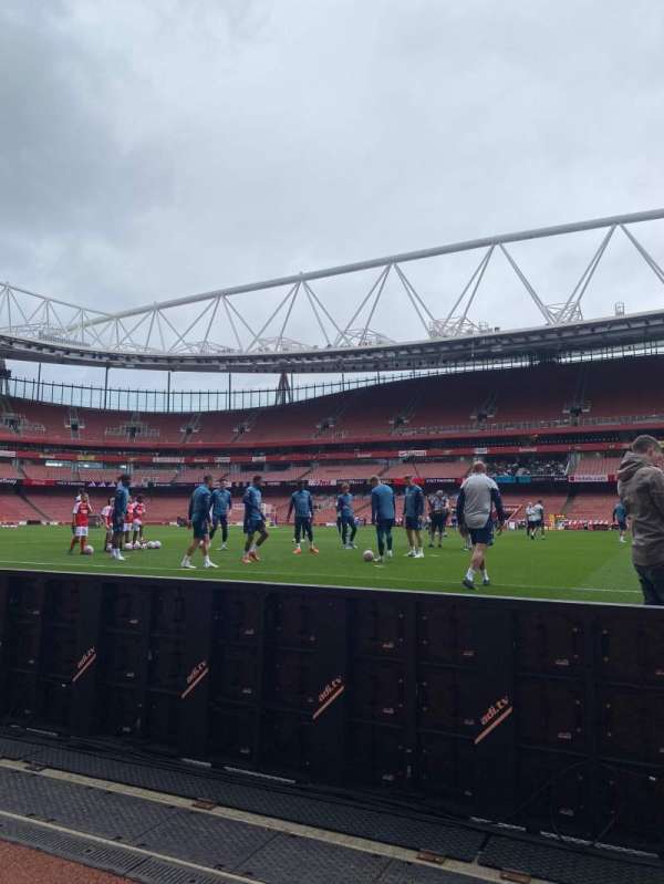 Emirates Stadium, section: 15, row: 1, seat: 473