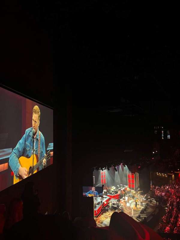 Grand Ole Opry House, section: 36, row: B