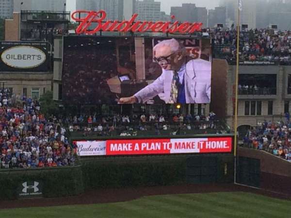Wrigley Field, section: 304L, row: 9, seat: 17