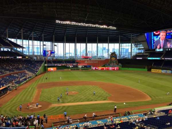 LoanDepot Park, section: 211, row: 1, seat: 9