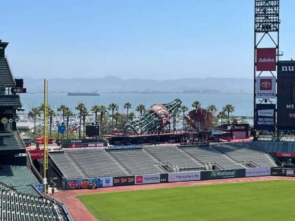 Oracle Park, section: VB317, row: E, seat: 20