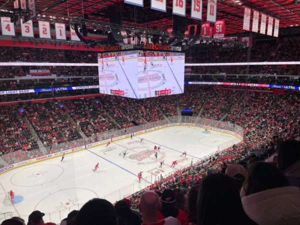 Little Caesars Arena, section: M32, row: 5, seat: 9
