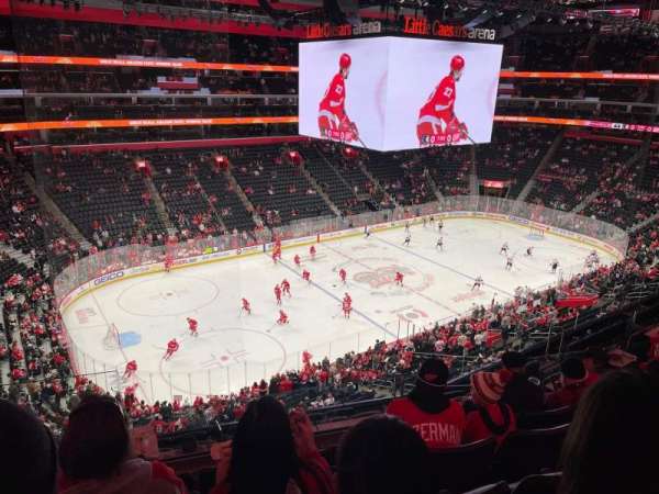 Little Caesars Arena, section: M32, row: 5, seat: 9