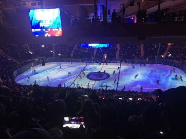 Madison Square Garden, section: 225, row: 22