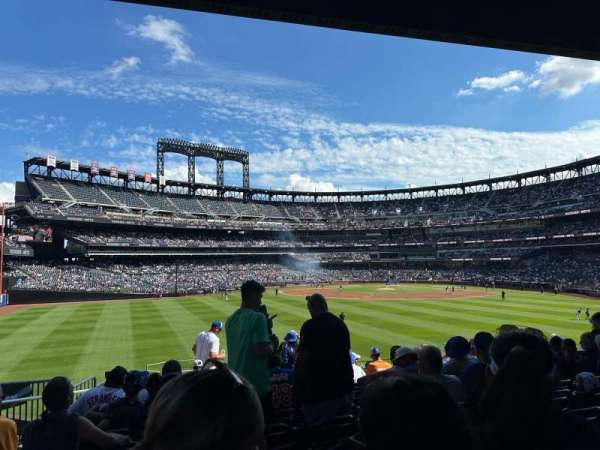 Citi Field, section: 139, row: 11