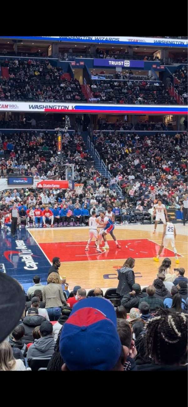 Capital One Arena, section: 110, row: M, seat: 1