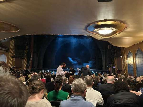 Lunt-Fontanne Theatre, section: Orchestra R, row: U, seat: 10