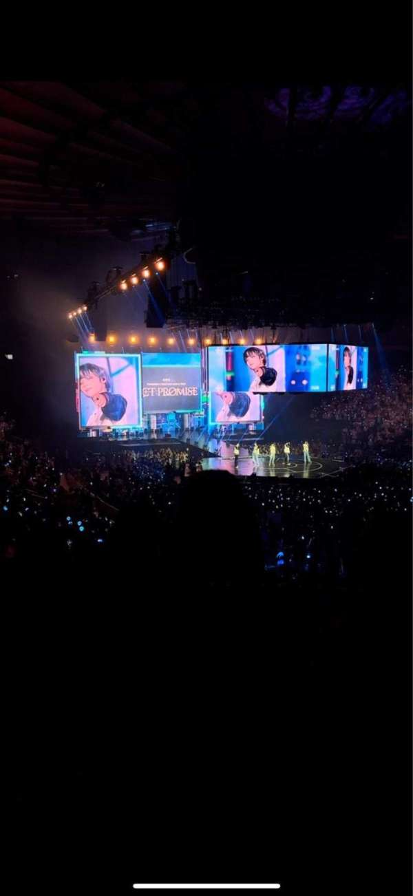 Madison Square Garden, section: 120, row: 20, seat: 21
