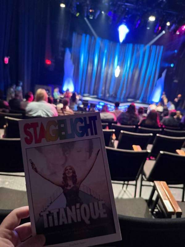 Daryl Roth Theatre, section: Orchestra, row: R, seat: 114
