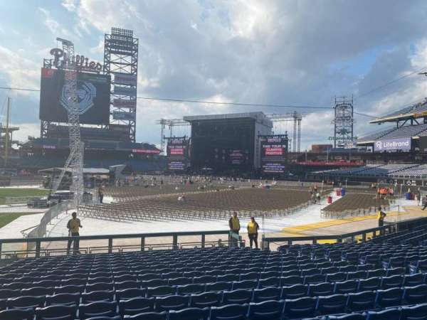 Citizens Bank Park, section: 115, row: 17, seat: 13