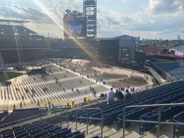 Citizens Bank Park, section: 209, row: 10, seat: 4