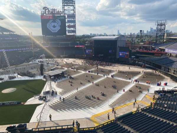 Citizens Bank Park, section: 314, row: 2, seat: 6