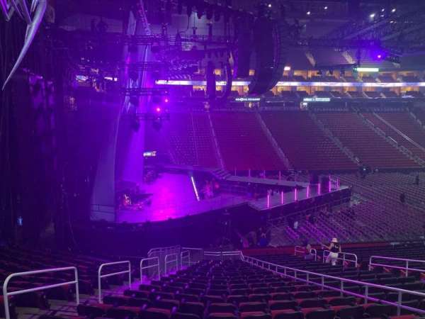 Toyota Center, section: 123, row: 22, seat: 7