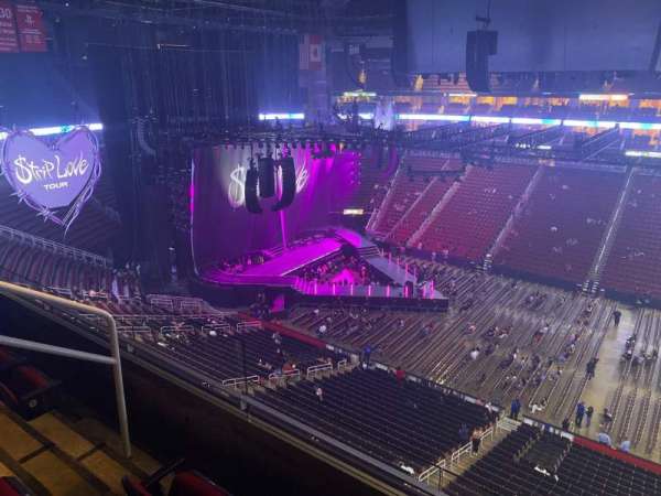 Toyota Center, section: 425, row: 3, seat: 12