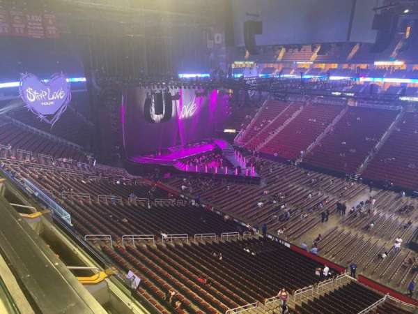 Toyota Center, section: 424, row: 1, seat: 7