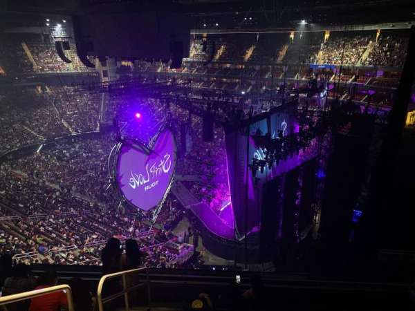 Toyota Center, section: 405, row: 7, seat: 9