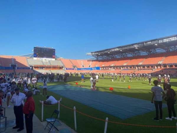 Shell Energy Stadium, section: 102, row: b, seat: 1