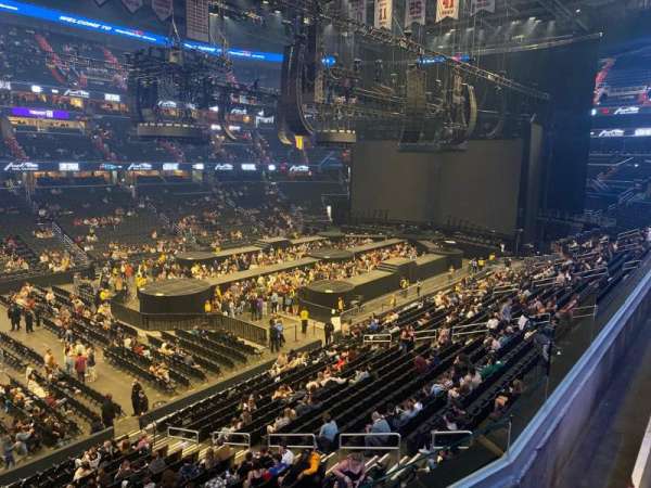 Capital One Arena, section: 212, row: b, seat: 5