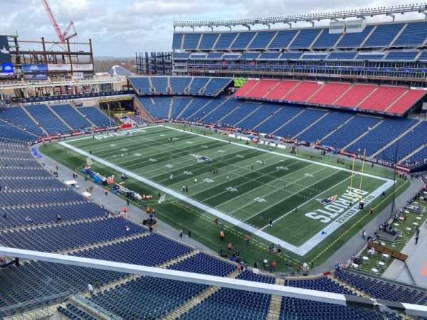 Gillette Stadium, section: 325, row: 1, seat: 8