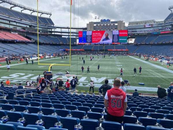 Gillette Stadium, section: 142, row: 15, seat: 11