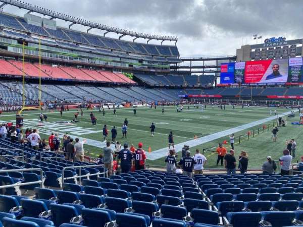 Gillette Stadium, section: 139, row: 14, seat: 9