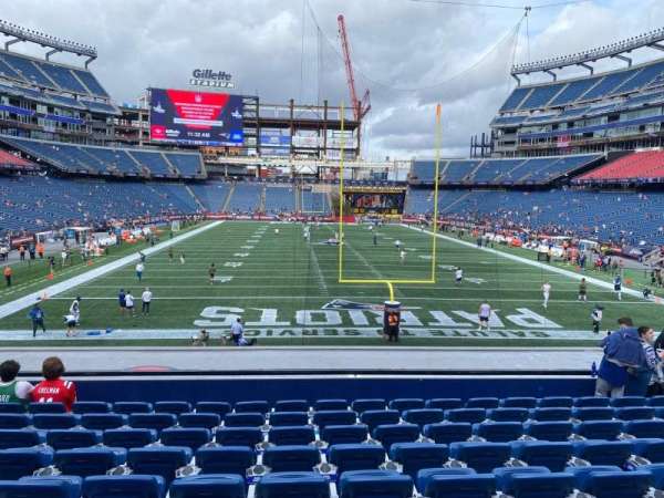 Gillette Stadium, section: 121, row: 26, seat: 11