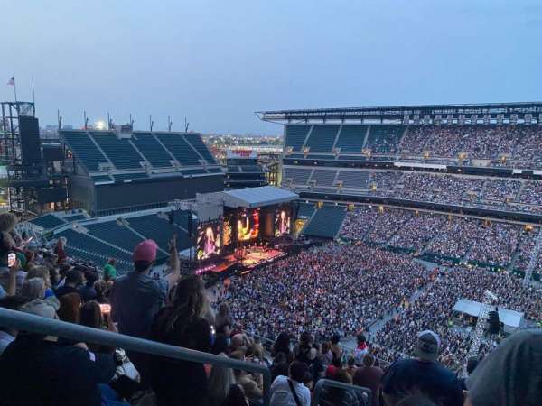 Lincoln Financial Field, section: 204, row: 18, seat: 30