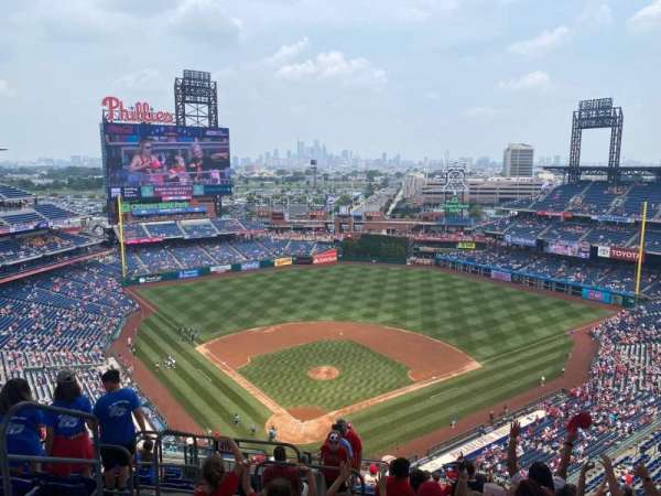 Citizens Bank Park, section: 419, row: 16, seat: 28