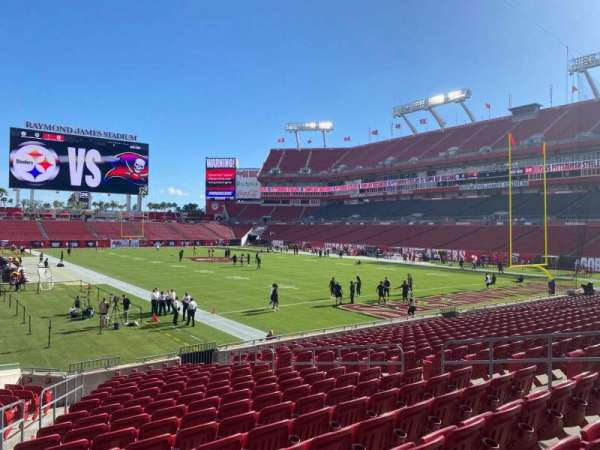 Raymond James Stadium, section: 145, row: t, seat: 10