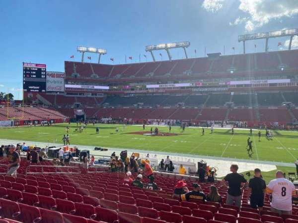 Raymond James Stadium, section: 137, row: v, seat: 17