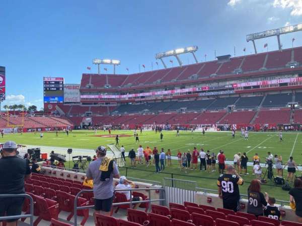 Raymond James Stadium, section: 139, row: j, seat: 7