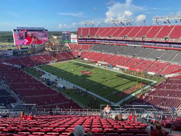Raymond James Stadium, section: 318, row: s, seat: 19
