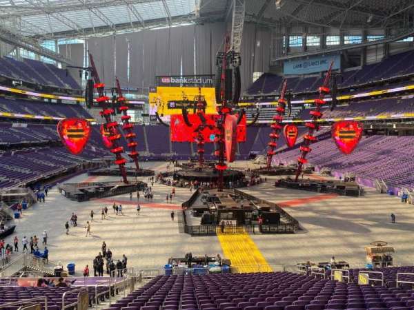 U.S. Bank Stadium, section: 120, row: 30, seat: 17